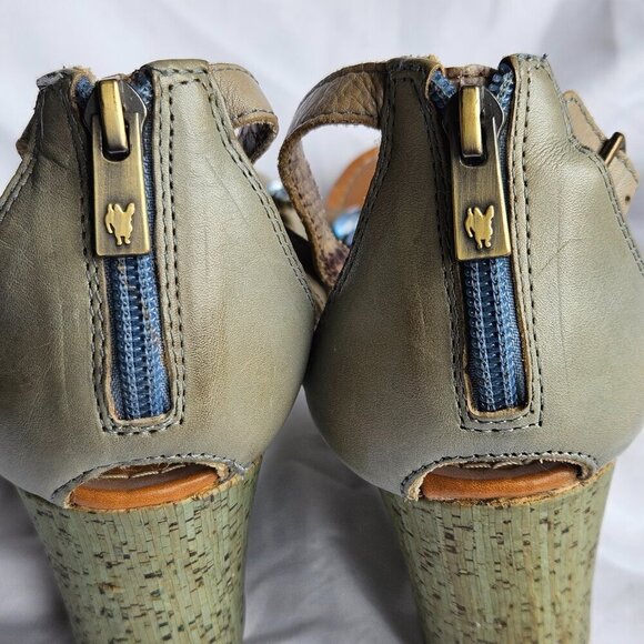 Libby Edelman Wedge Sandal Size 8M - Picture 7 of 10